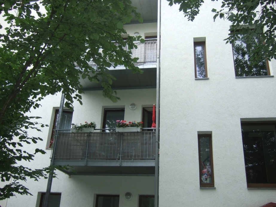 Altbaucharme in Leipzig Leutzsch: schöne 2-Zimmer-Wohnung mit Balkon